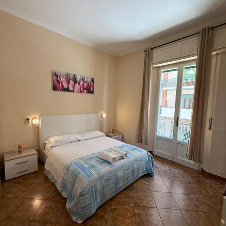 Crown Konukevi 3*