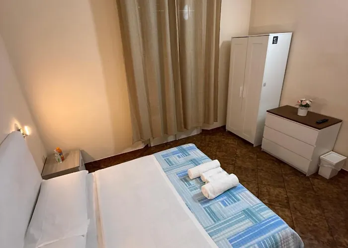 Crown Gæstehus 3*