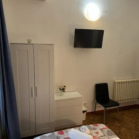 Crown Pensionat Pisa
